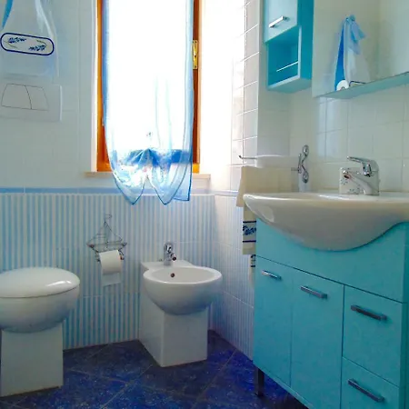M244 - Marcelli, Trilocale Con Terrazzo A 150mt Dal Mare